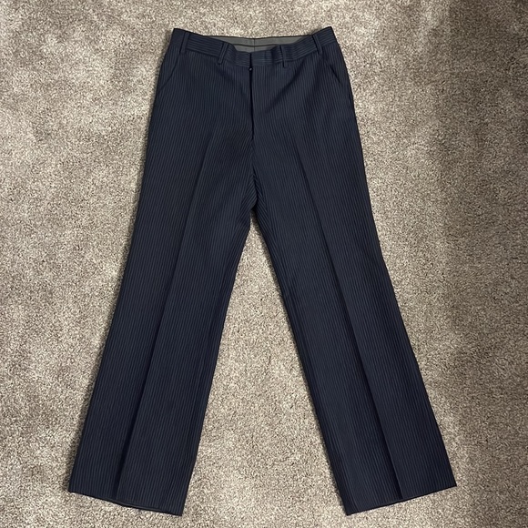 Takashimaya Japanese three piece blue pinstripe wool suit. Fits a size 8. - Picture 3 of 9